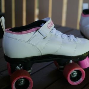 Chicago "Bullet" Ladies Speed Roller Skates –White
